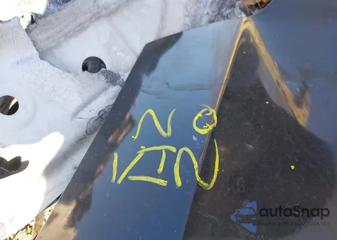 2021 Tesla Model S Plaid Tri Motor All-Wheel Drive z USA, uszkodzony, nr VIN 5YJSA1E68MF455324